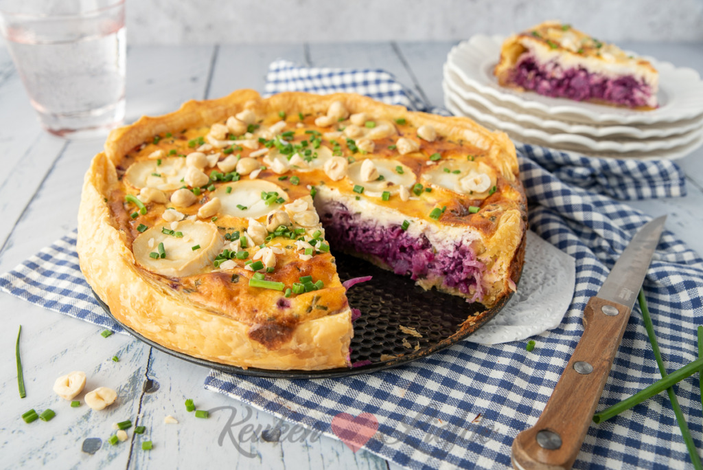Rodekoolquiche met geitenkaas