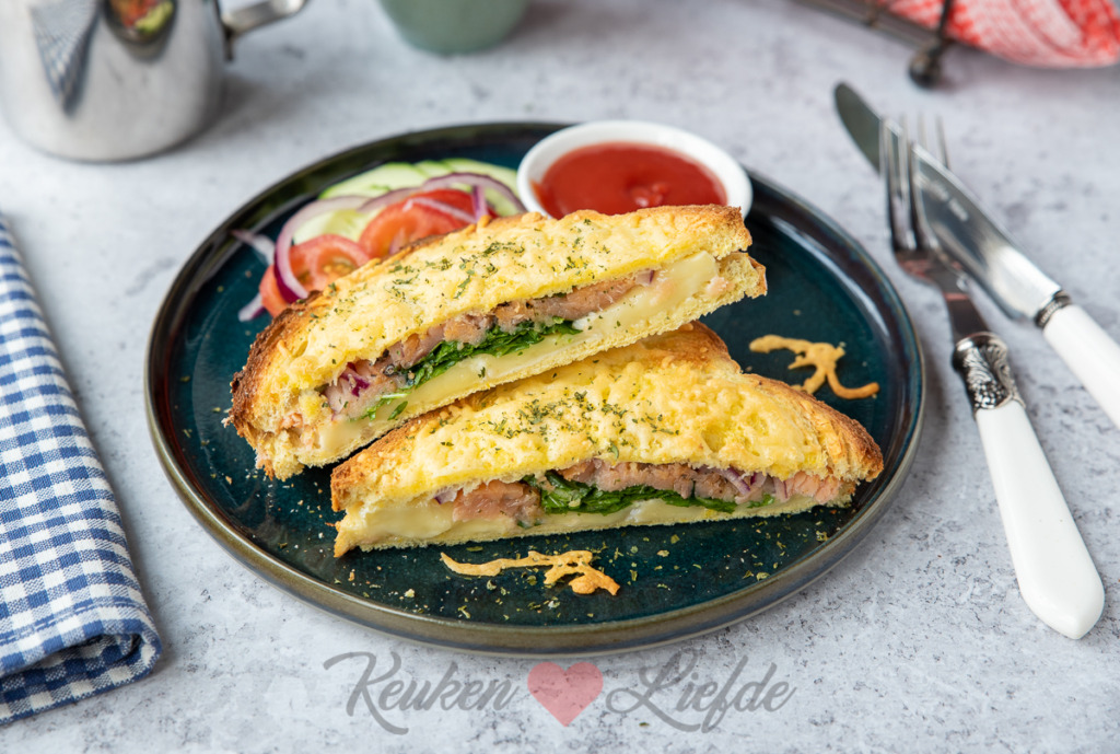 Tosti met zalm en brie
