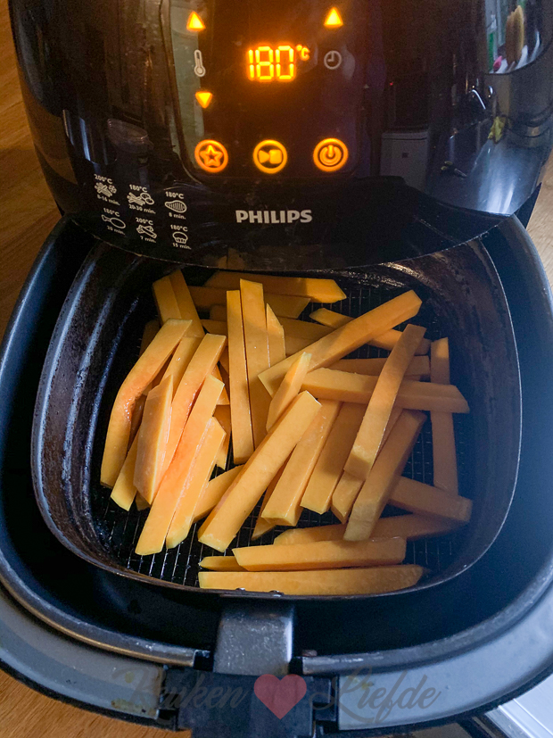 Pompoenfriet uit de airfryer