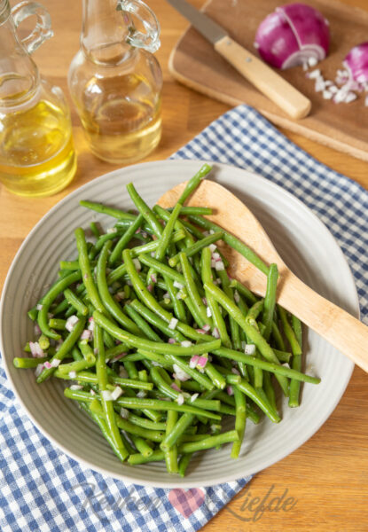 Meng de dressing en rode ui