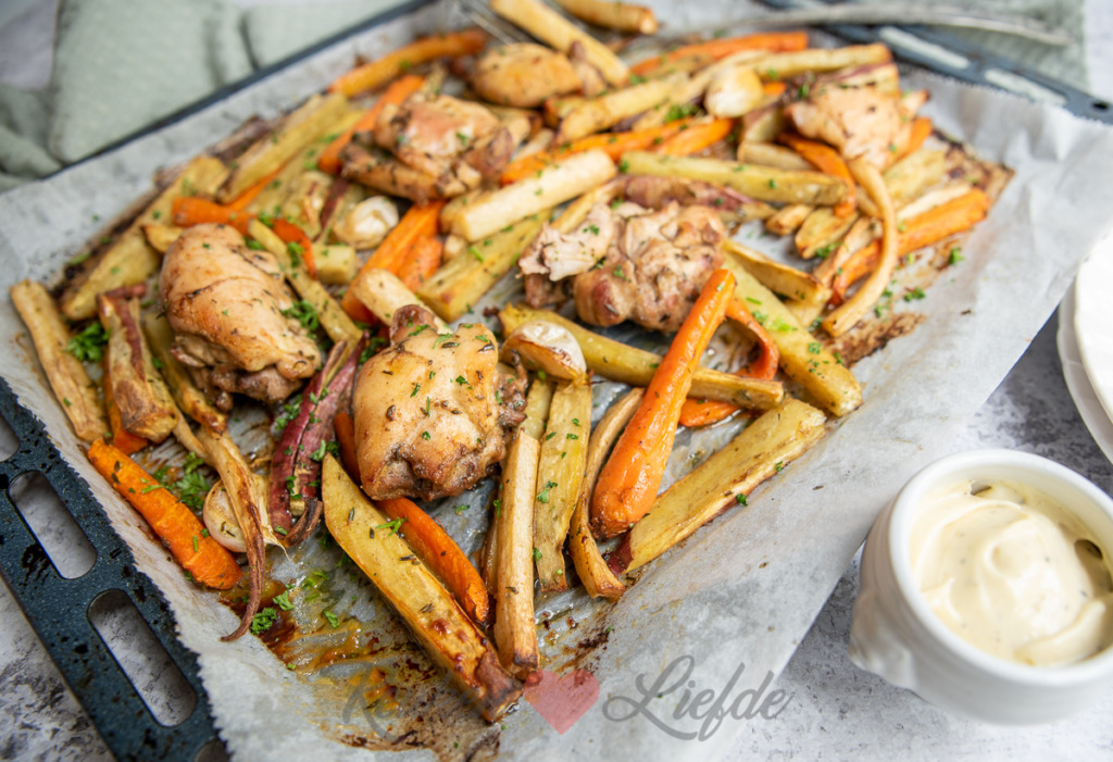 Traybake met kip en herfstgroenten