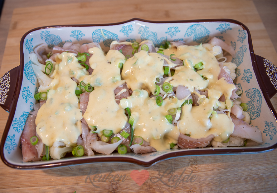 Bloemkoolschotel met vis en kerrieroomsaus Bloemkoolschotel met vis en kerrieroomsaus