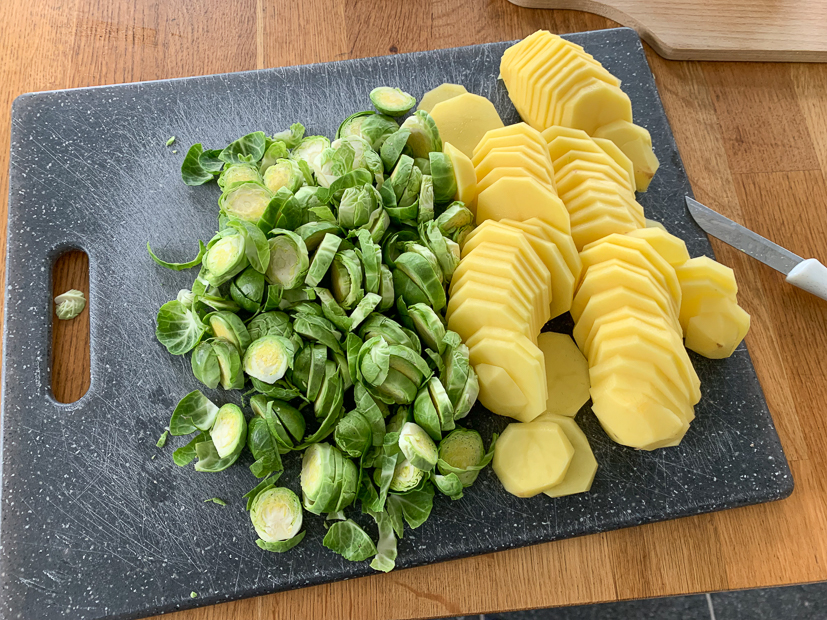 Aardappelgratin met spruitjes en brie Aardappelgratin met spruitjes en brie