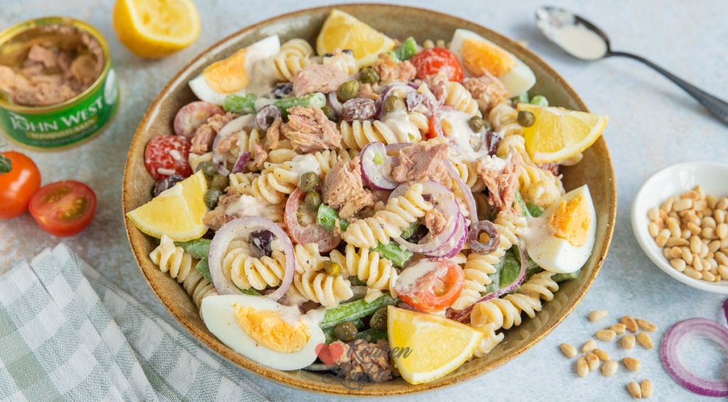 Pastasalade met tonijn en sperziebonen Pastasalade met tonijn en sperziebonen