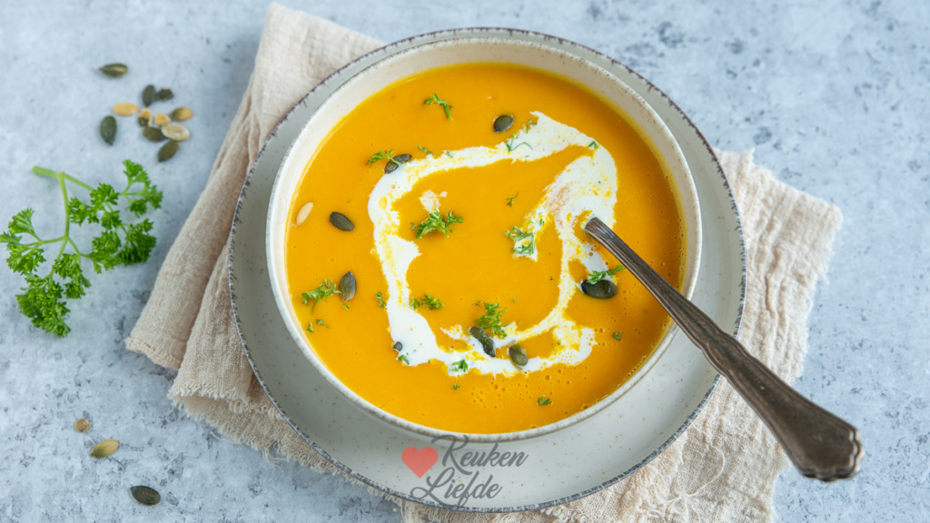 Pompoensoep met room