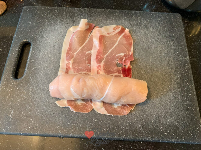 Gevulde kiprollade met cranberry en pistache