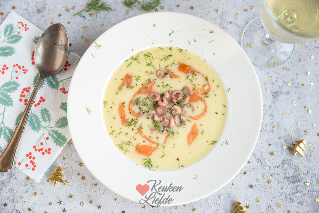 Aardappelsoep met zalm en Hollandse garnalen