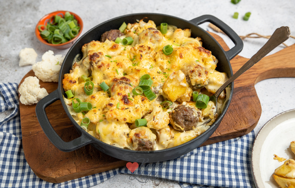 Bloemkoolschotel met gehaktballetjes Bloemkoolschotel met gehaktballetjes