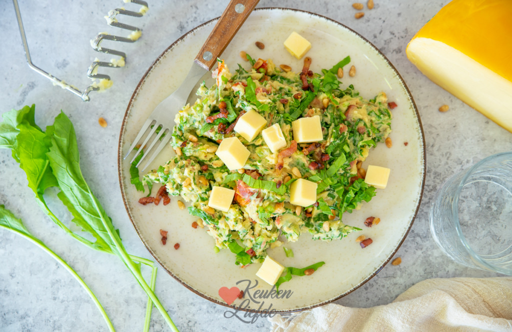 Stamppot met raapstelen en graskaas