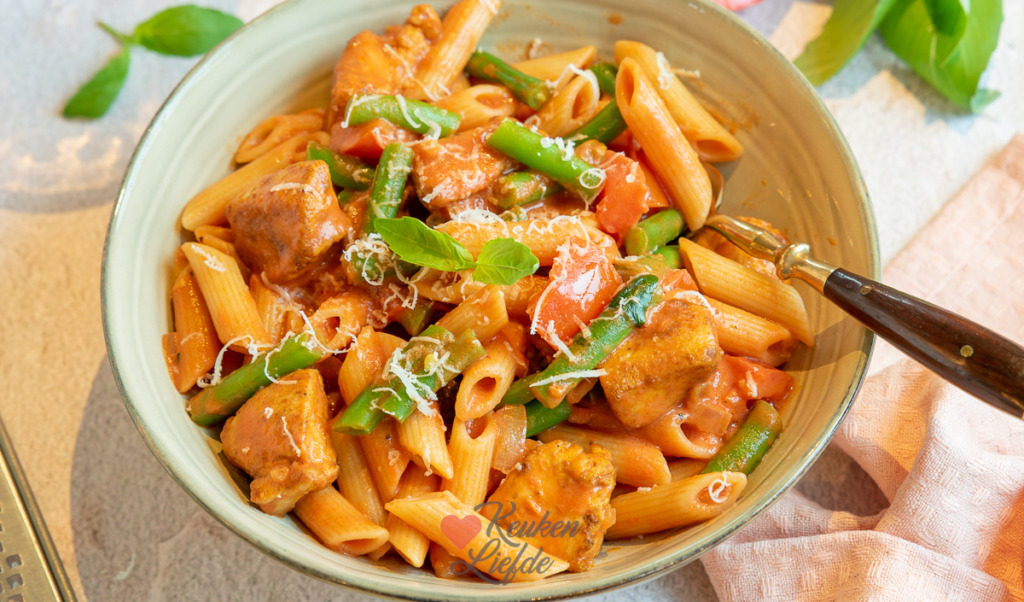 Pasta met kip en sperziebonen Pasta met kip en sperziebonen