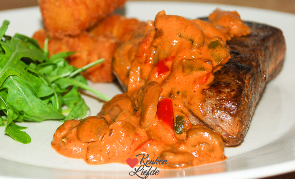 Biefstuk met stroganoffsaus