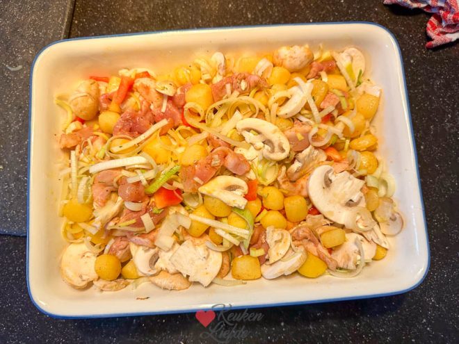 Groenten toevoegen en verder bakken